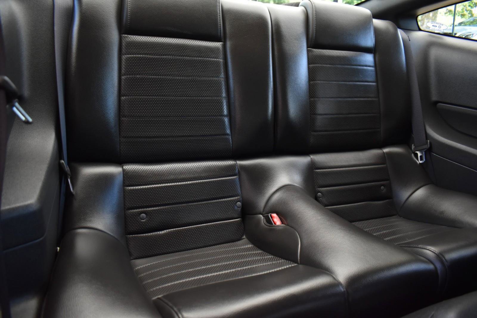 Used 2006 Ford Mustang GT Premium image 30
