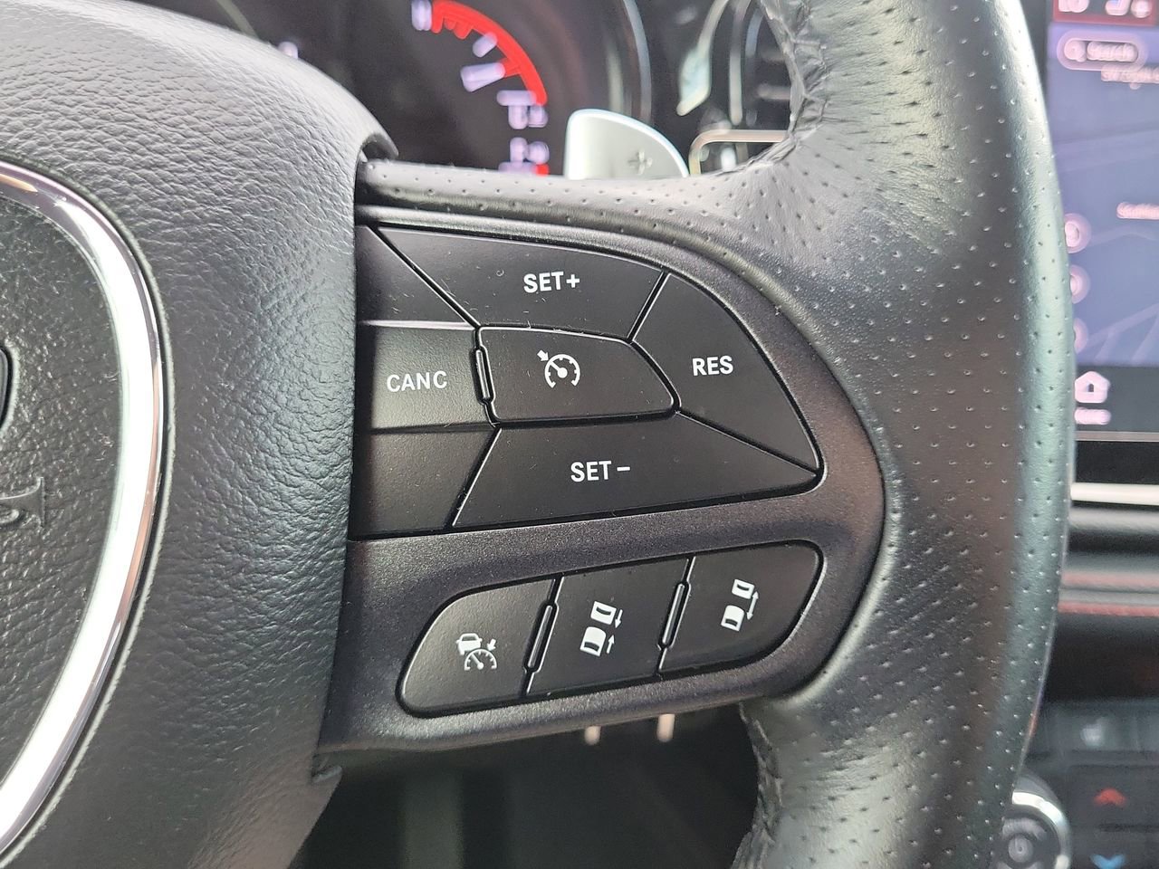 Used 2023 Dodge Durango R/T image 37