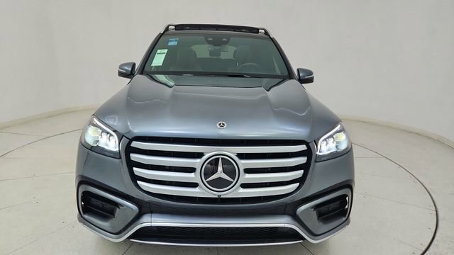 Used 2025 Mercedes-Benz GLS 450 4MATIC image 14