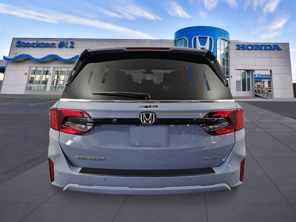 New 2027 Honda Odyssey Elite image 4
