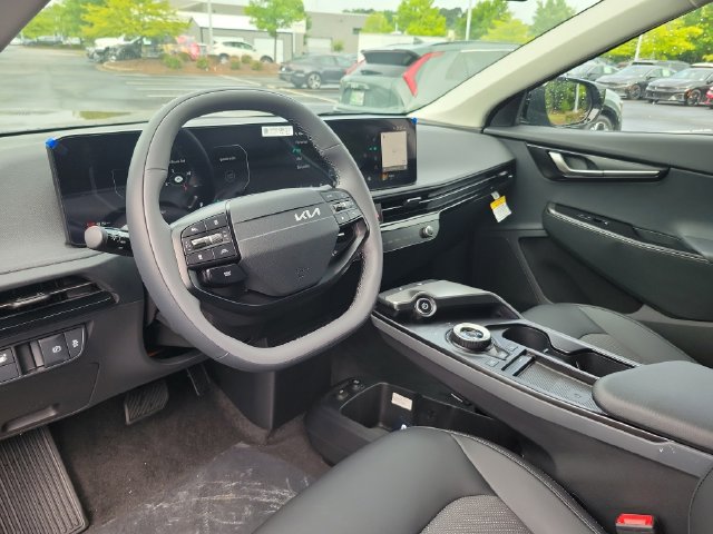 New 2026 Kia EV6 Light RWD image 12