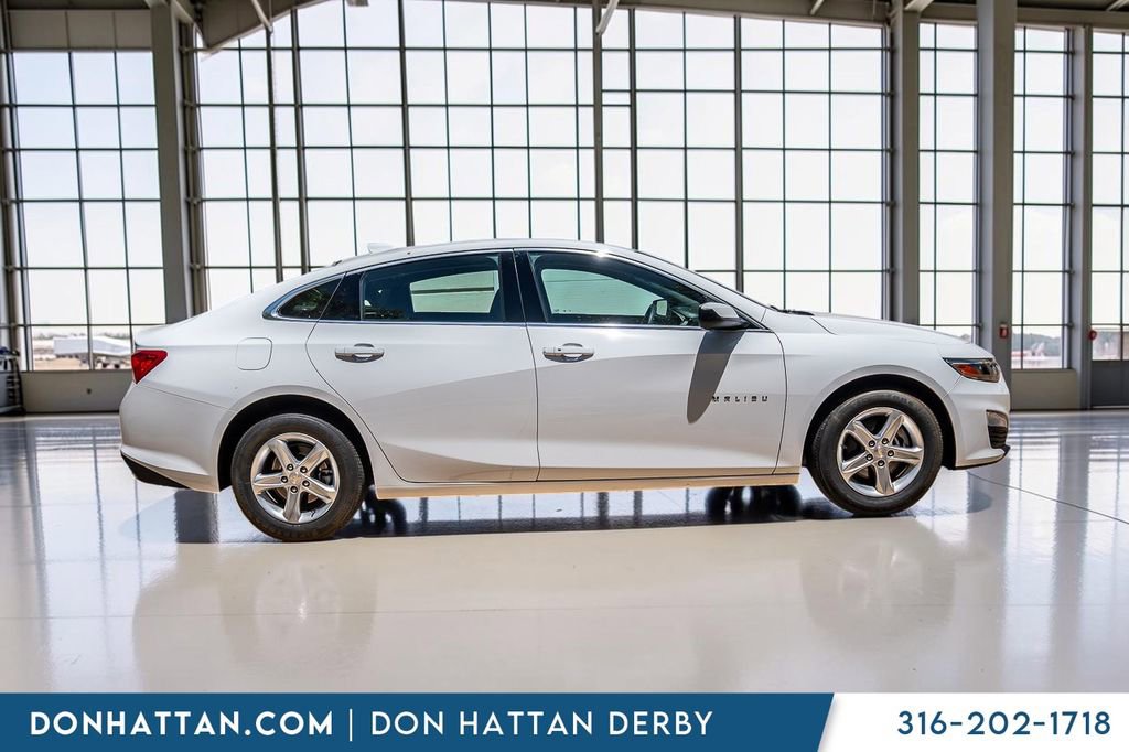 Used 2024 Chevrolet Malibu LT FWD image 34