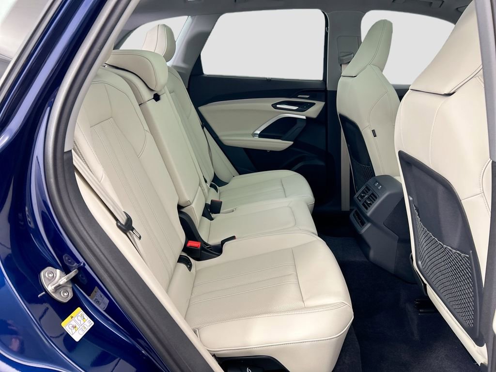 Used 2025 Audi Q5 Premium Plus w/ Premium Plus image 22