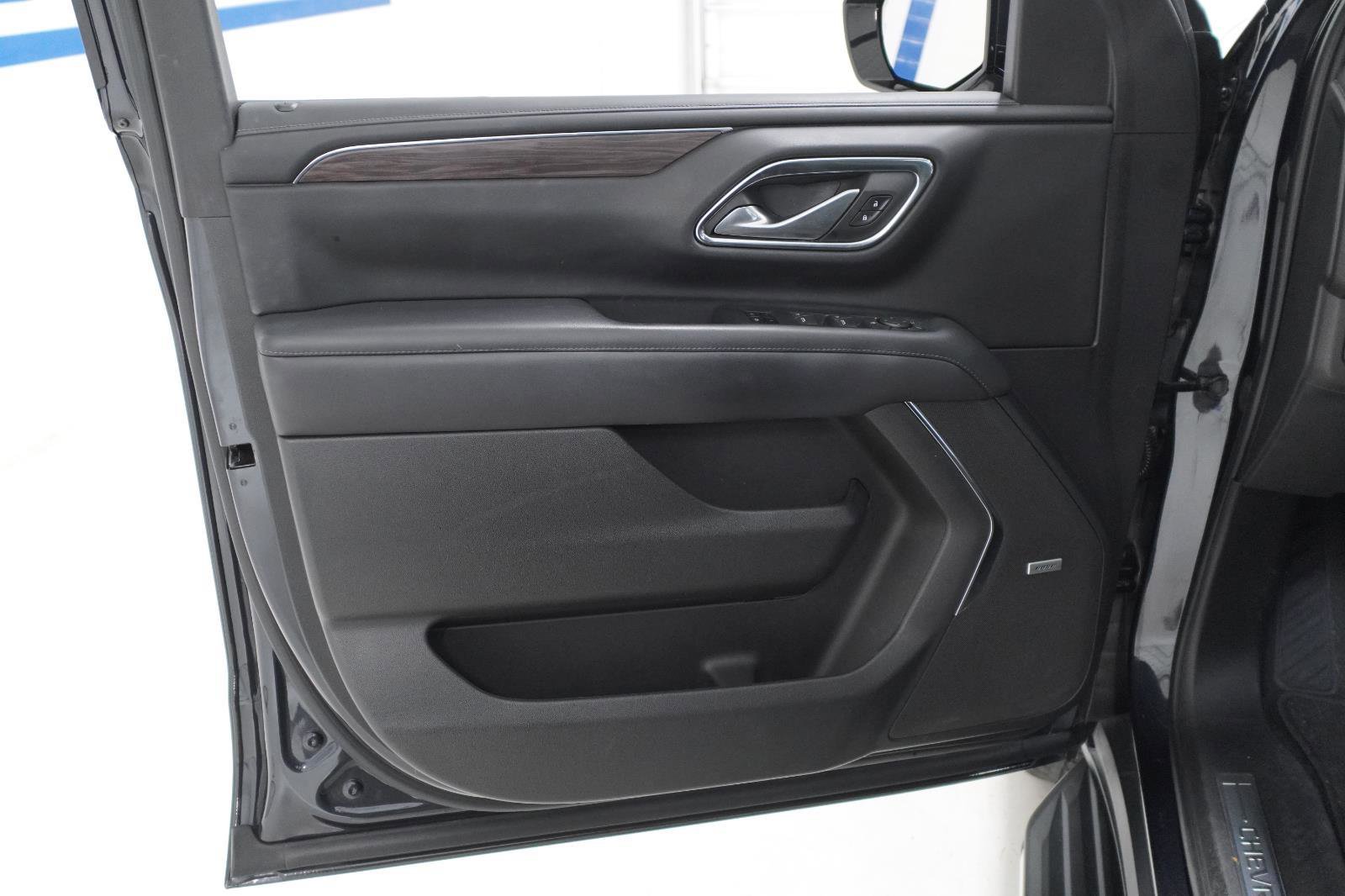 Used 2022 Chevrolet Tahoe LT RWD image 13