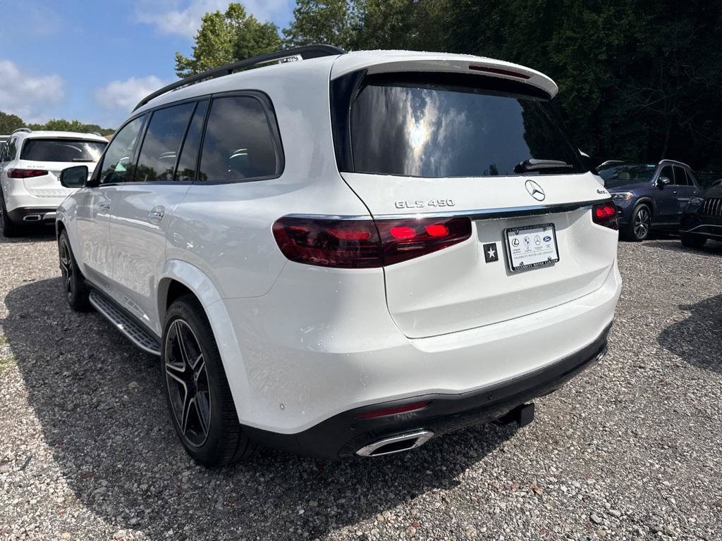Used 2026 Mercedes-Benz GLS 450 4MATIC image 4