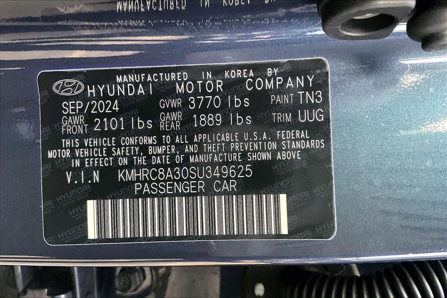 Certified 2025 Hyundai Venue Limited FWD image 34