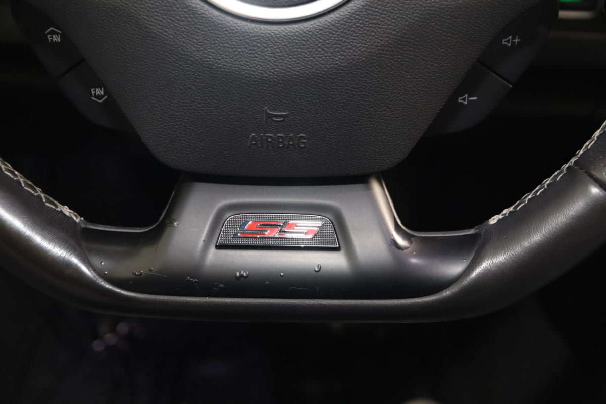 Used 2018 Chevrolet Camaro SS RWD image 45