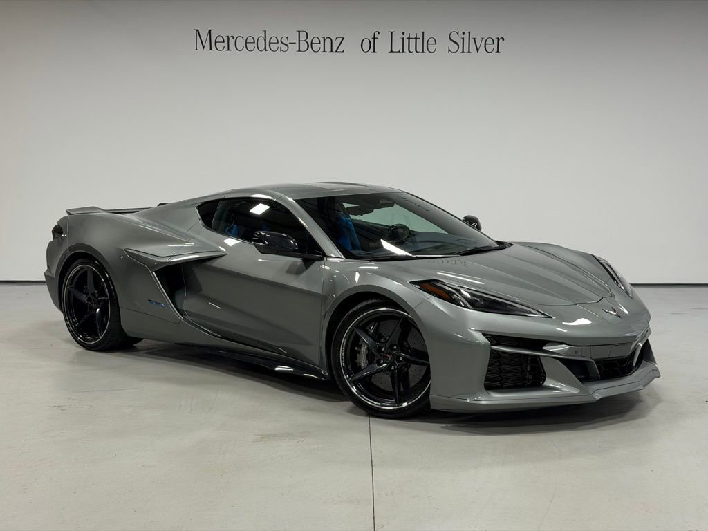 Used 2024 Chevrolet Corvette E-Ray w/ Stealth Interior Trim Package image 8