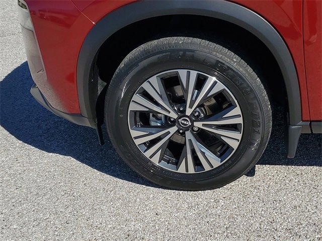 Used 2023 Nissan Rogue SV image 8