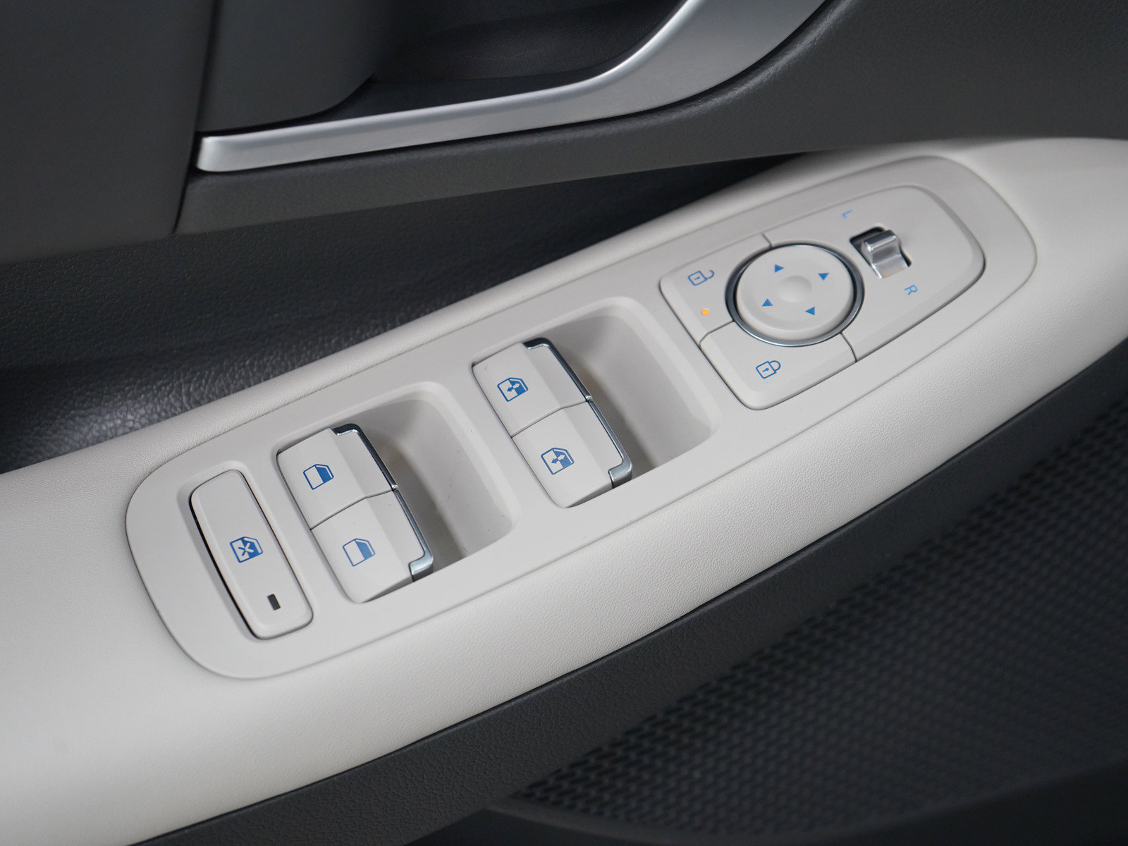 Certified 2025 Hyundai Sonata SEL FWD image 20