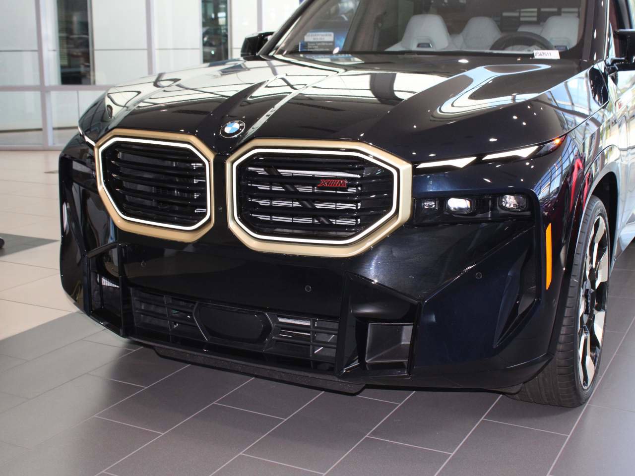 New 2026 BMW XM Label Red image 2