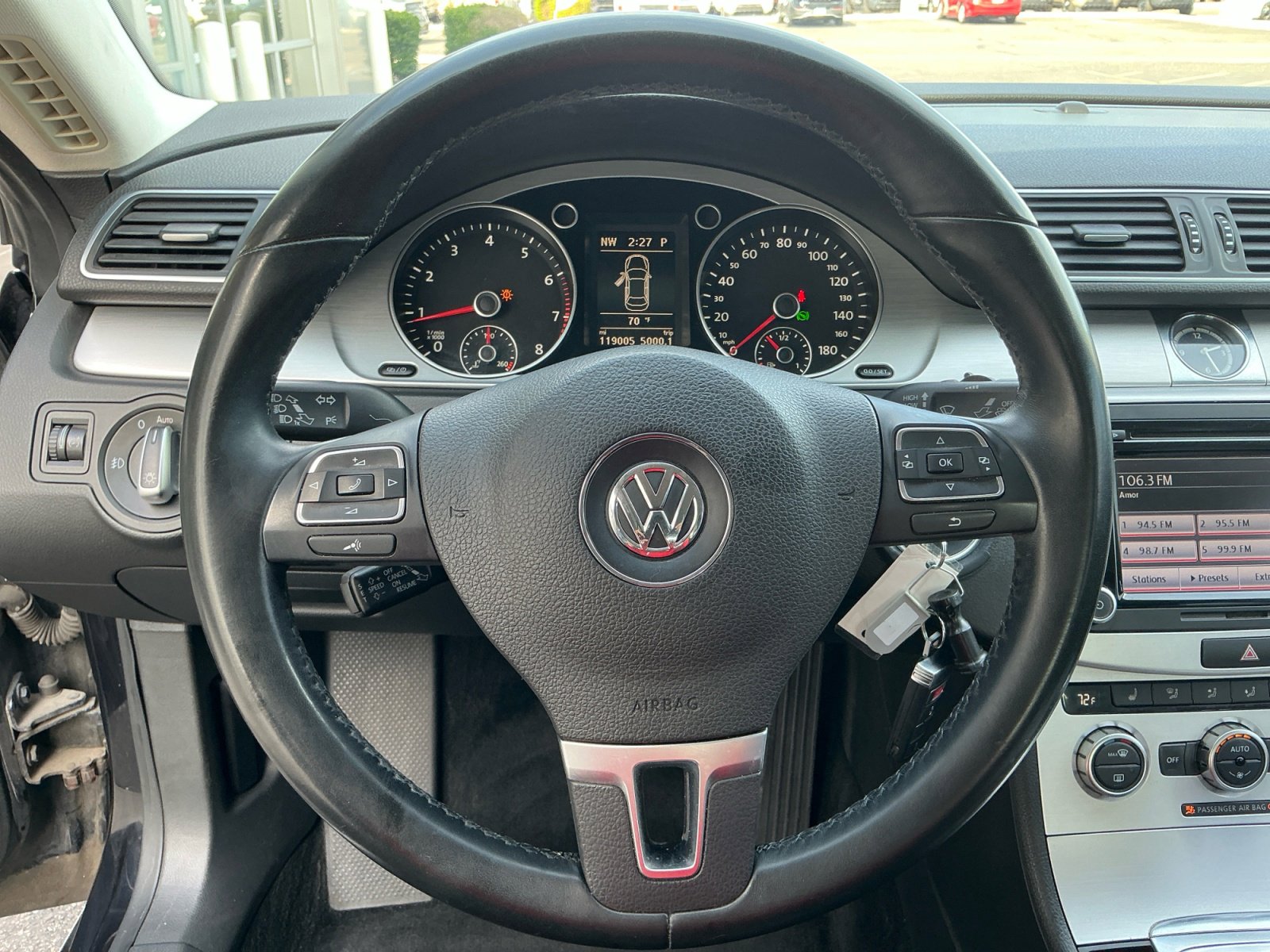 Used 2013 Volkswagen CC Sport image 9