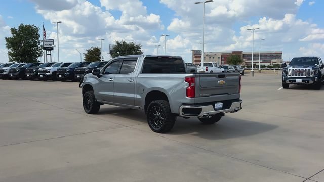 Used 2023 Chevrolet Silverado 1500 LTZ AWD/4WD image 7