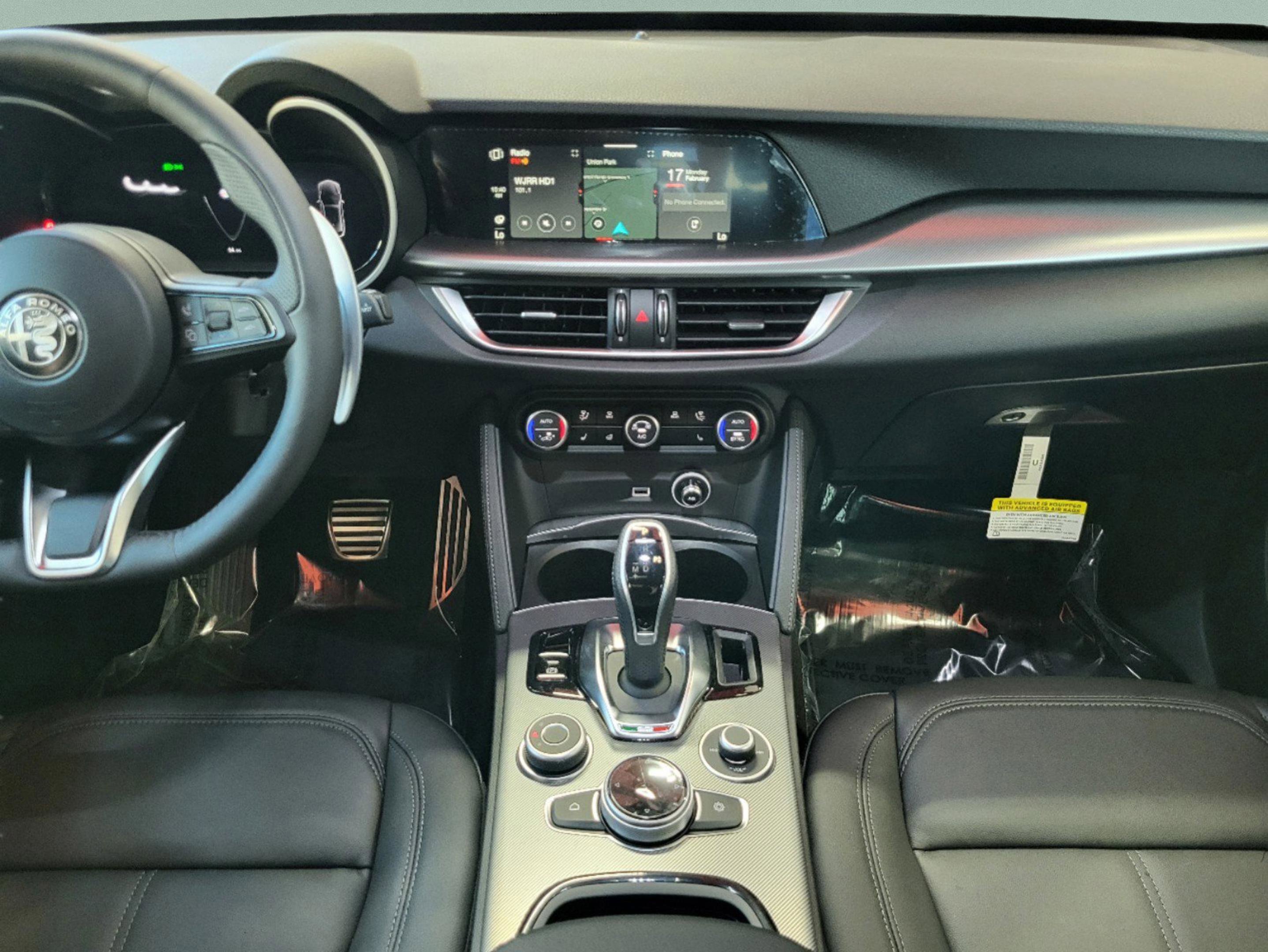 New 2025 Alfa Romeo Stelvio Sprint image 43