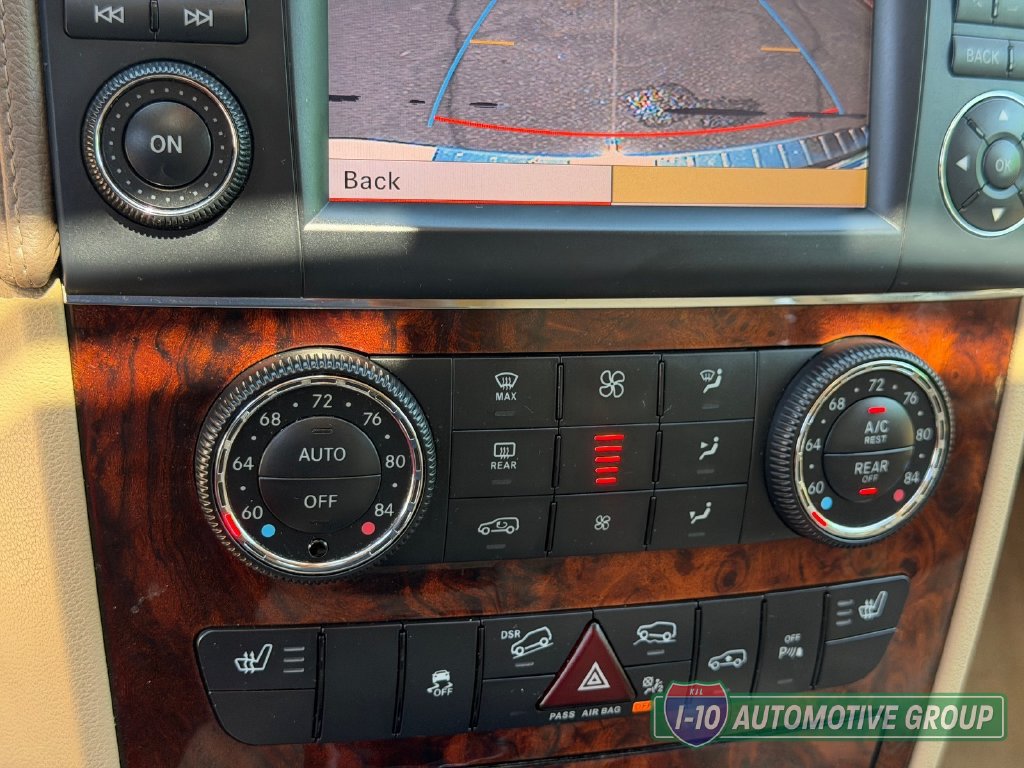 Used 2012 Mercedes-Benz GL 450 4MATIC image 32
