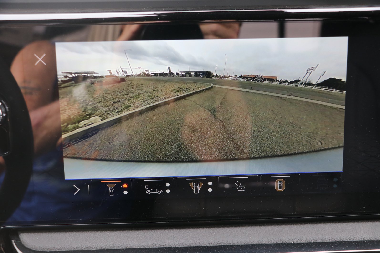 New 2026 GMC Sierra 2500 AT4 AWD/4WD image 22