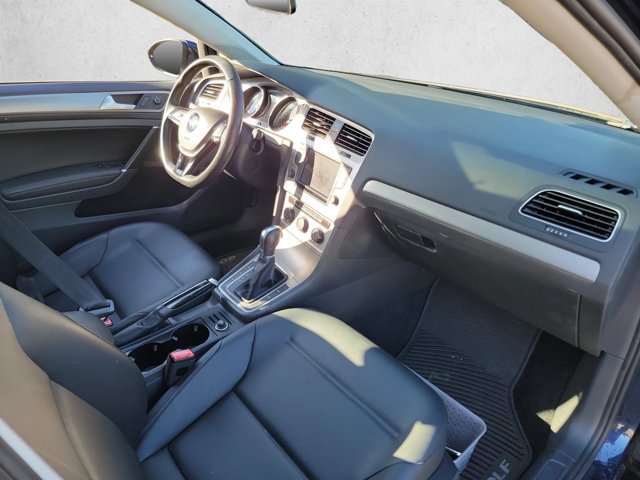 Used 2017 Volkswagen Golf Wolfsburg Edition FWD image 26