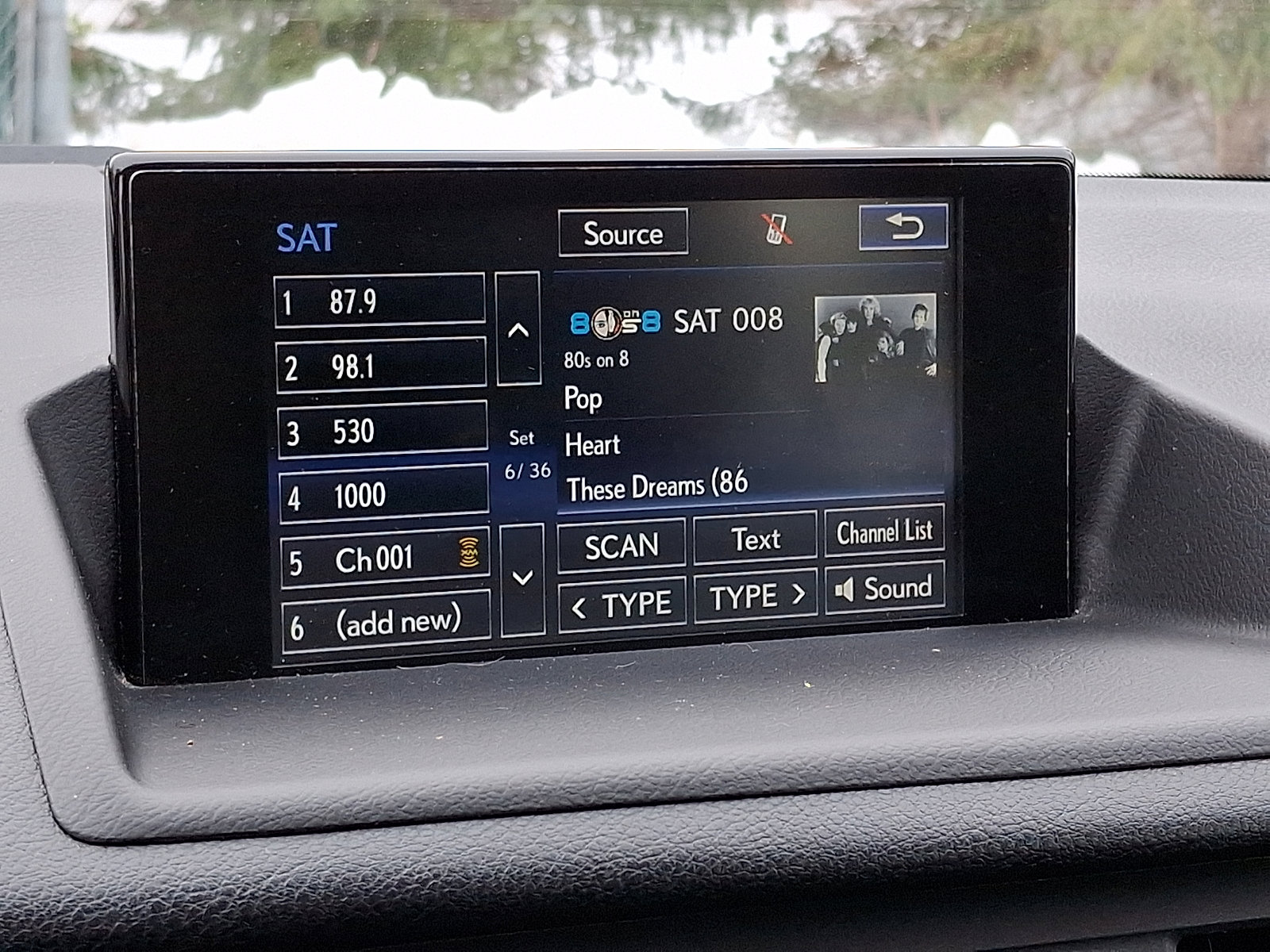 Used 2015 Lexus CT 200h image 19