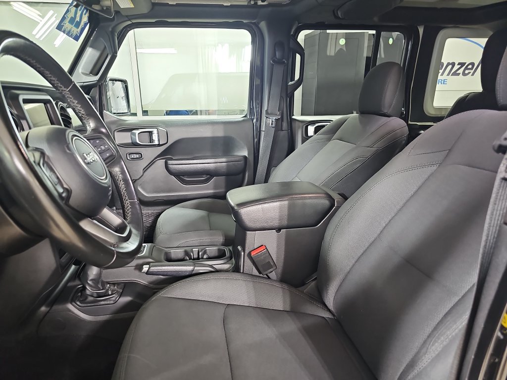 Used 2022 Jeep Wrangler Unlimited Sport AWD/4WD image 18