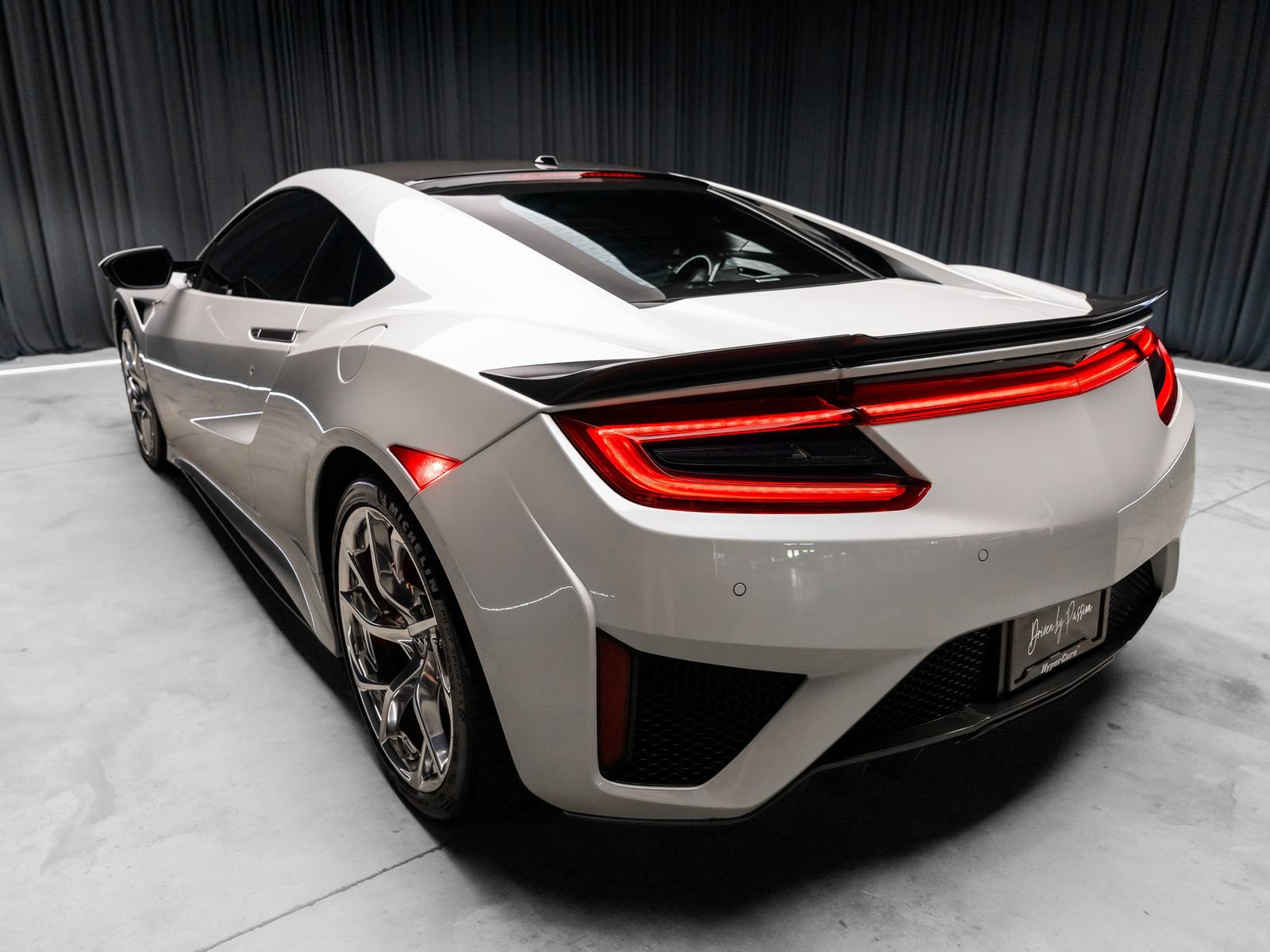 Used 2017 Acura NSX AWD/4WD image 15