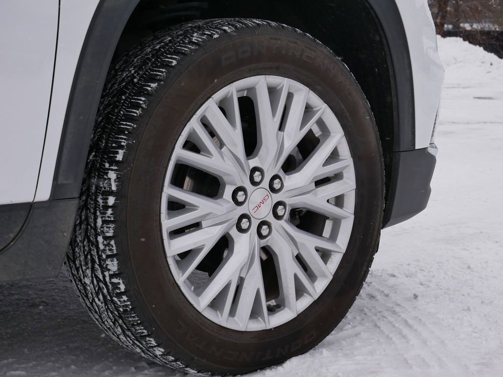 Used 2025 GMC Acadia Elevation w/ Elevation Premium Package image 9