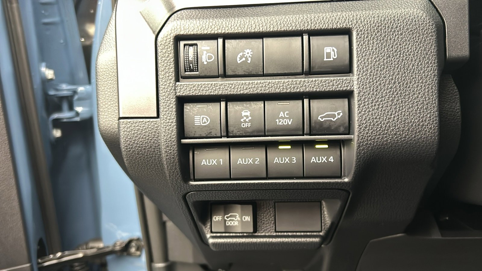 Used 2025 Toyota 4Runner TRD Off-Road Premium w/ Tow Technology Package image 31