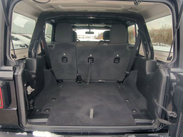 Used 2021 Jeep Wrangler Unlimited Sahara w/ Cold Weather Group image 23