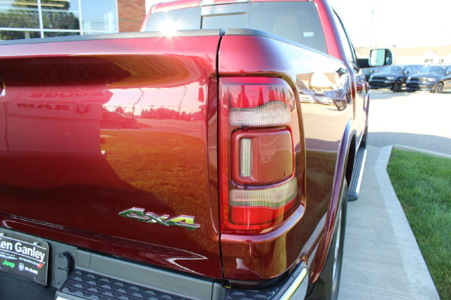 Used 2019 RAM 1500 Laramie AWD/4WD image 41
