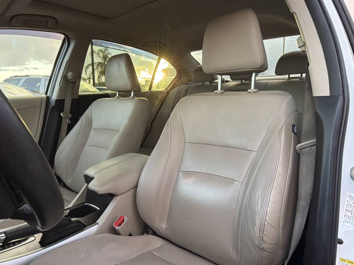 Used 2013 Honda Accord EX-L image 8