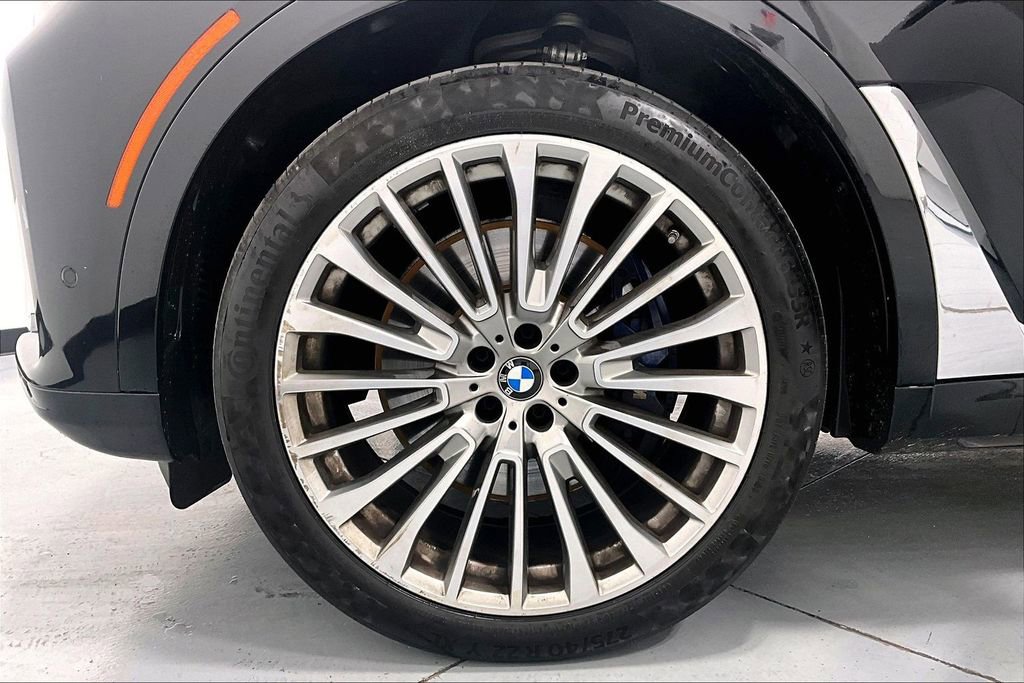 Used 2021 BMW X7 xDrive40i w/ Premium Package AWD/4WD image 8
