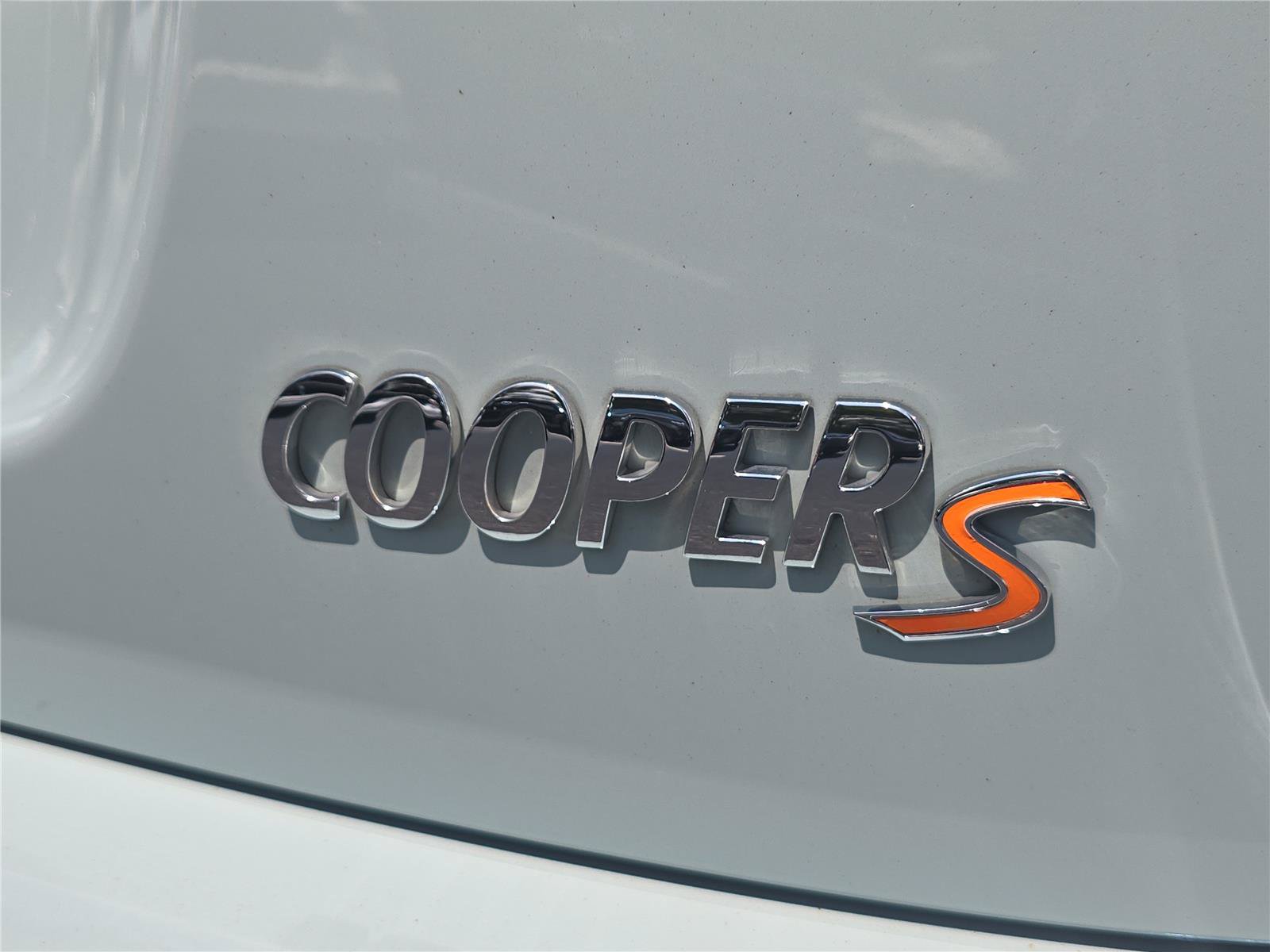 Used 2018 MINI Cooper S FWD image 4