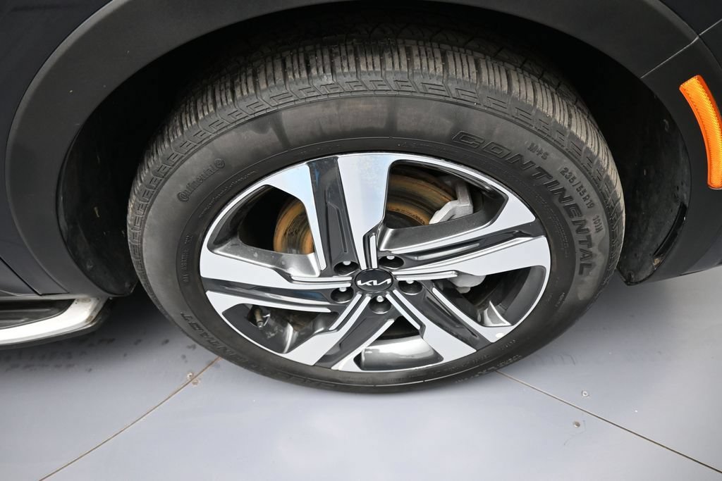 Certified 2023 Kia Sorento SX Prestige AWD/4WD image 13
