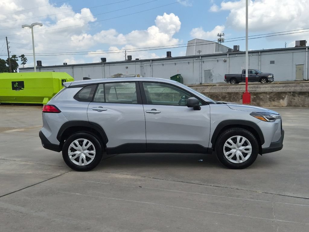 Used 2024 Toyota Corolla Cross L FWD image 7