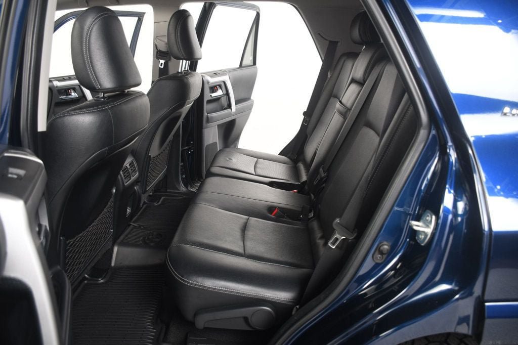 Used 2020 Toyota 4Runner Limited AWD/4WD image 32