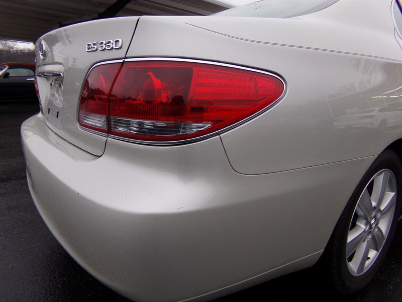 Used 2005 Lexus ES 330 Sedan image 10