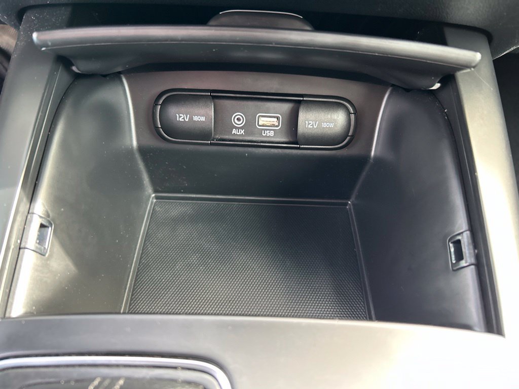 Used 2020 Kia Sorento AWD V6 image 22