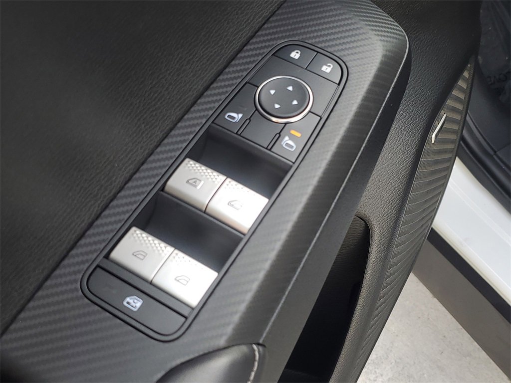 New 2026 Mitsubishi Outlander ES image 20