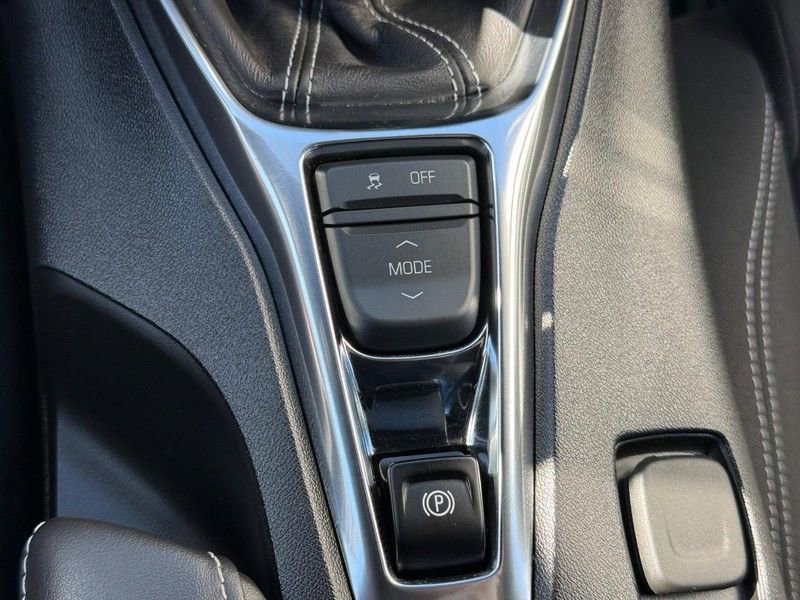 Used 2019 Chevrolet Camaro SS image 30