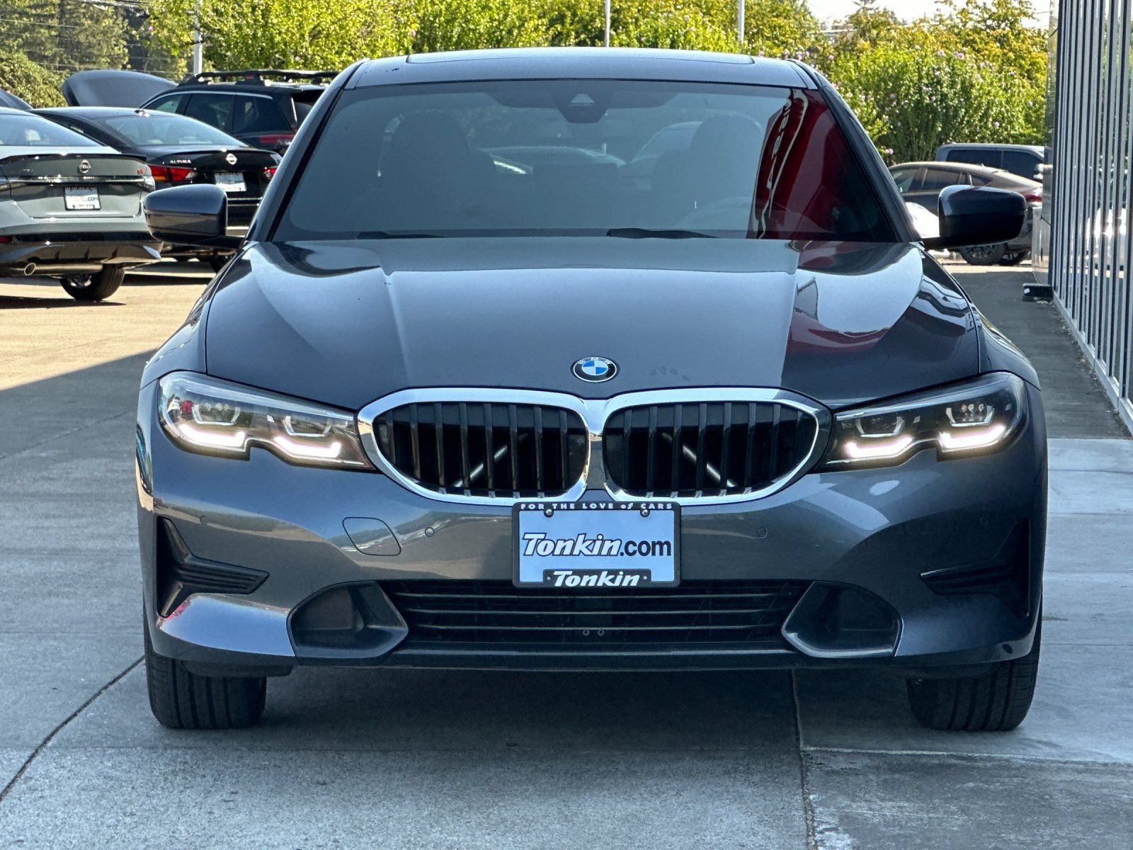 Used 2022 BMW 330i xDrive Sedan w/ Premium Package 2 AWD/4WD image 8