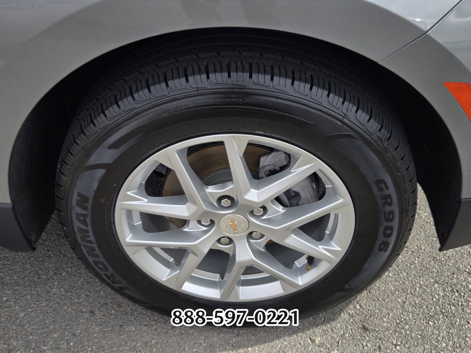 Used 2023 Chevrolet Equinox LT image 20