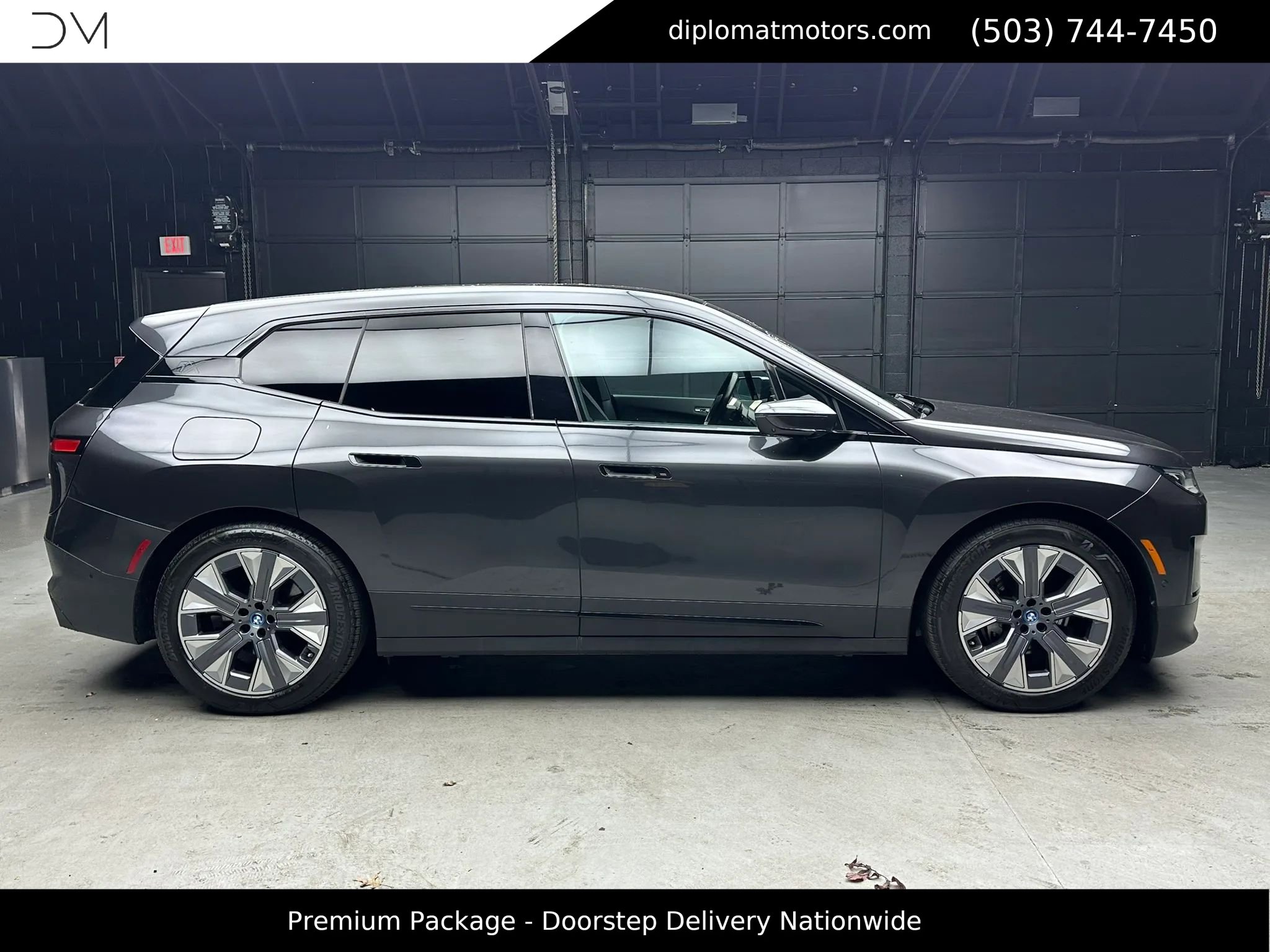 Used 2023 BMW iX xDrive50 w/ Premium Package image 8