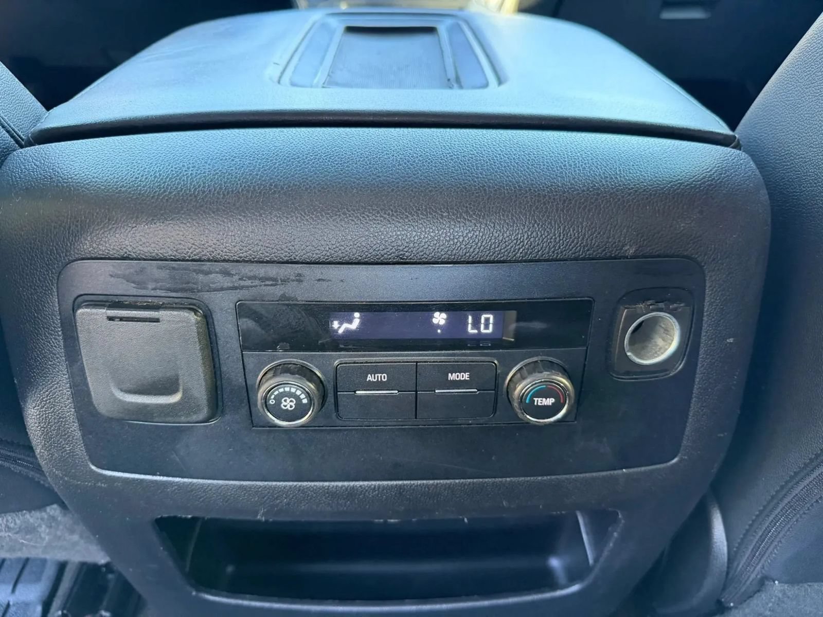 Used 2017 Chevrolet Tahoe LT RWD image 31