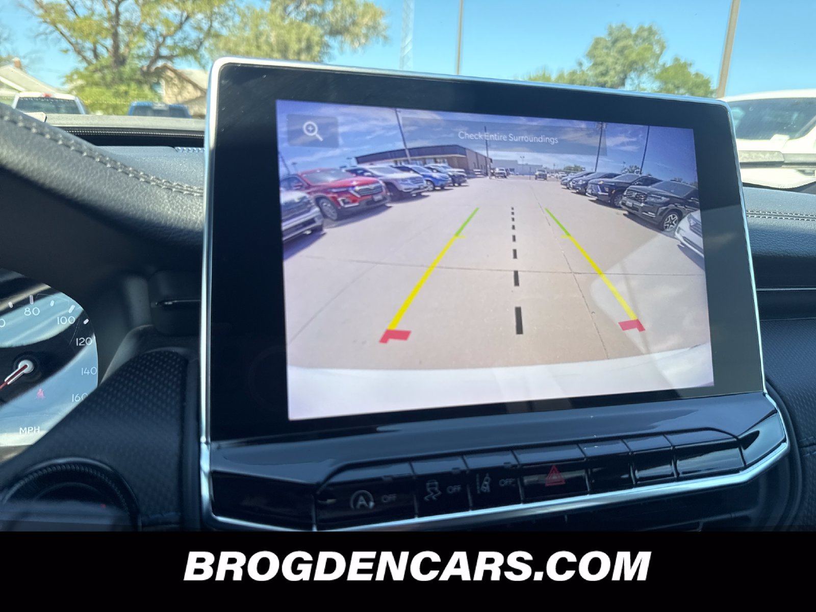 Used 2025 Jeep Compass Latitude w/ Convenience Group AWD/4WD image 6