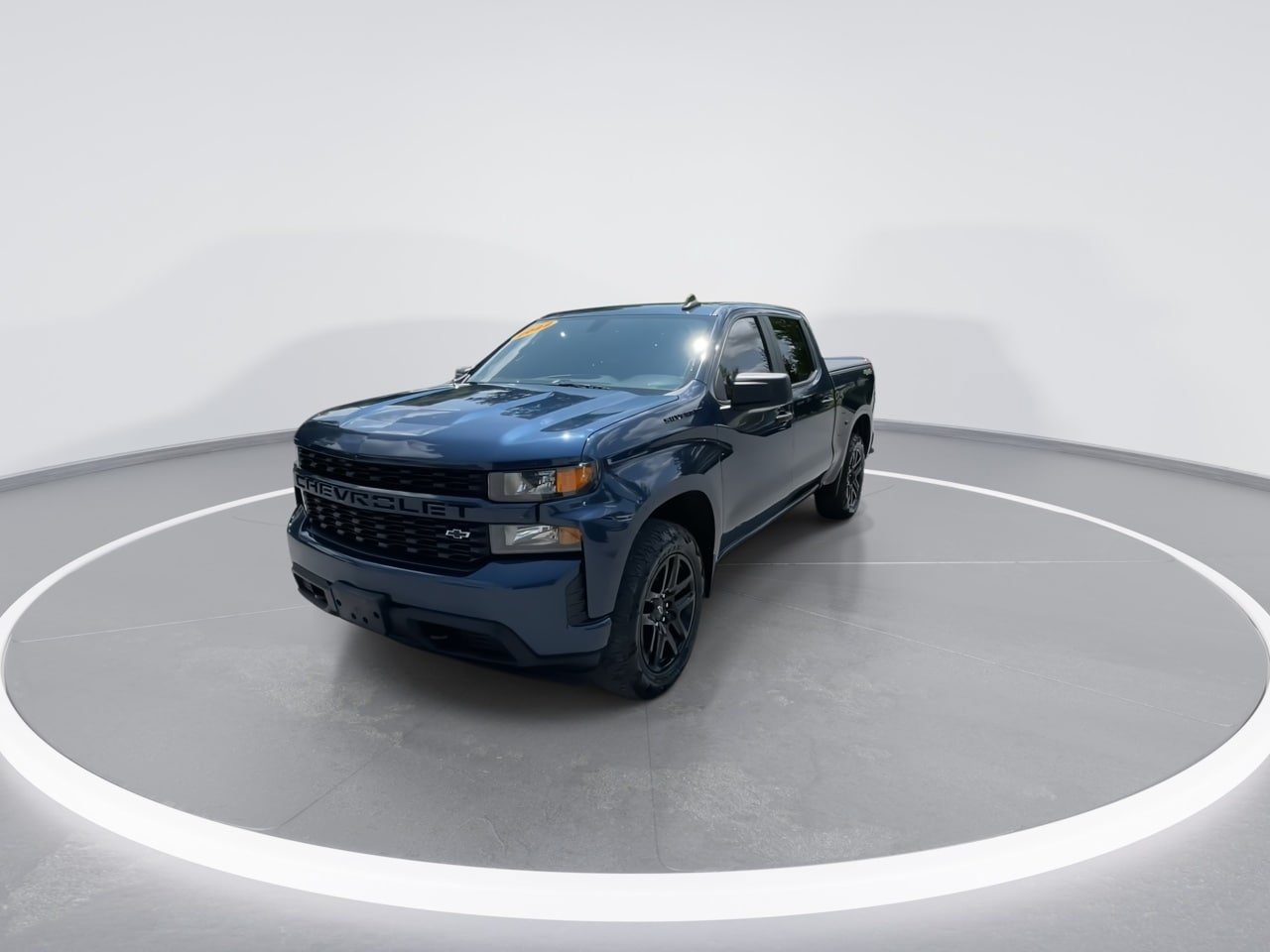 Used 2022 Chevrolet Silverado 1500 Custom w/ LPO, Blackout Package AWD/4WD image 6