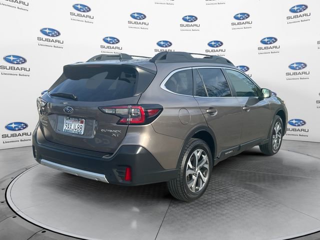 Used 2022 Subaru Outback Limited XT image 4