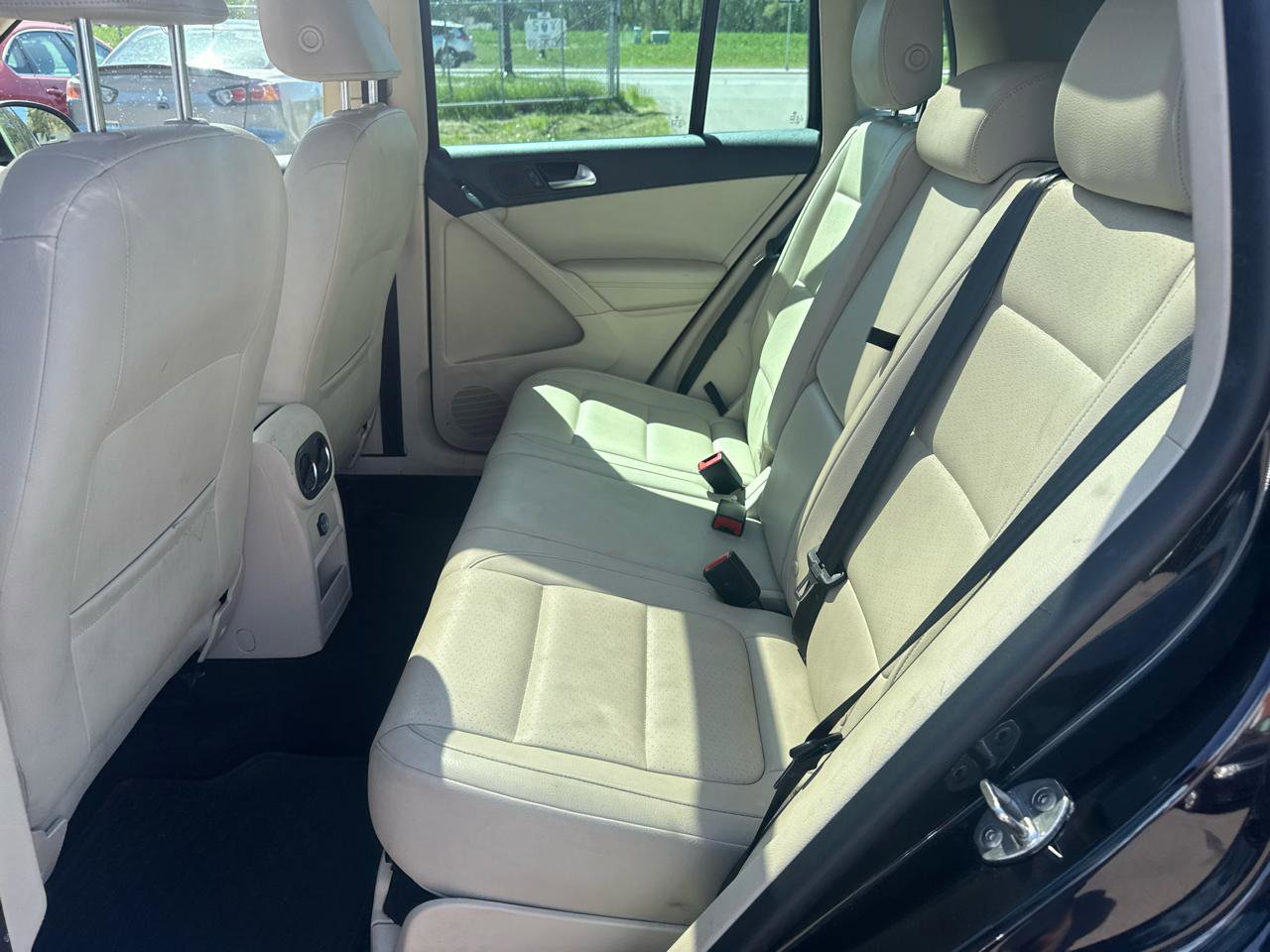 Used 2013 Volkswagen Tiguan SE AWD/4WD image 11