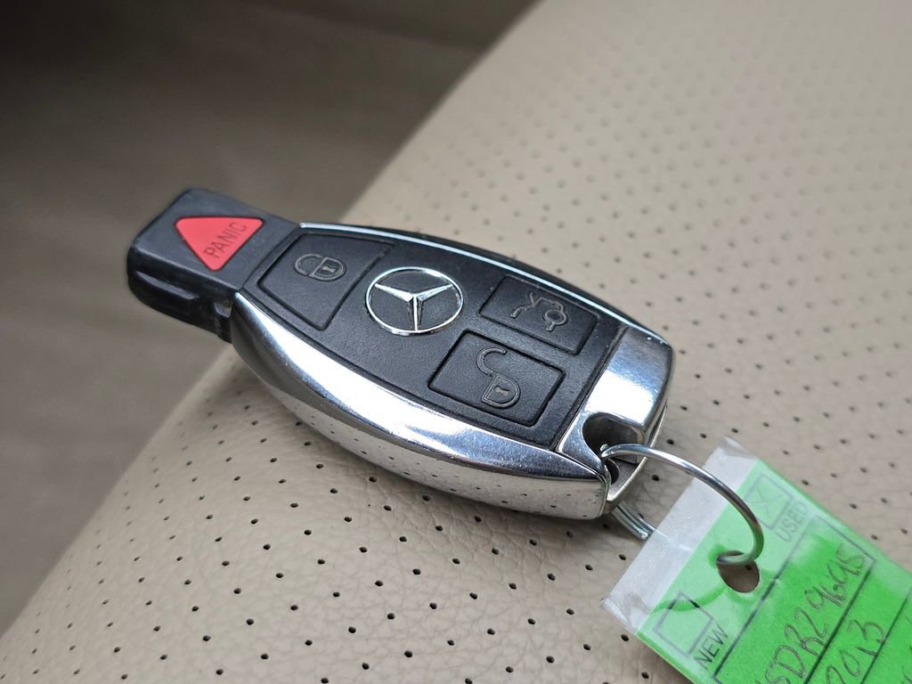 Used 2013 Mercedes-Benz C 300 C 300 image 32