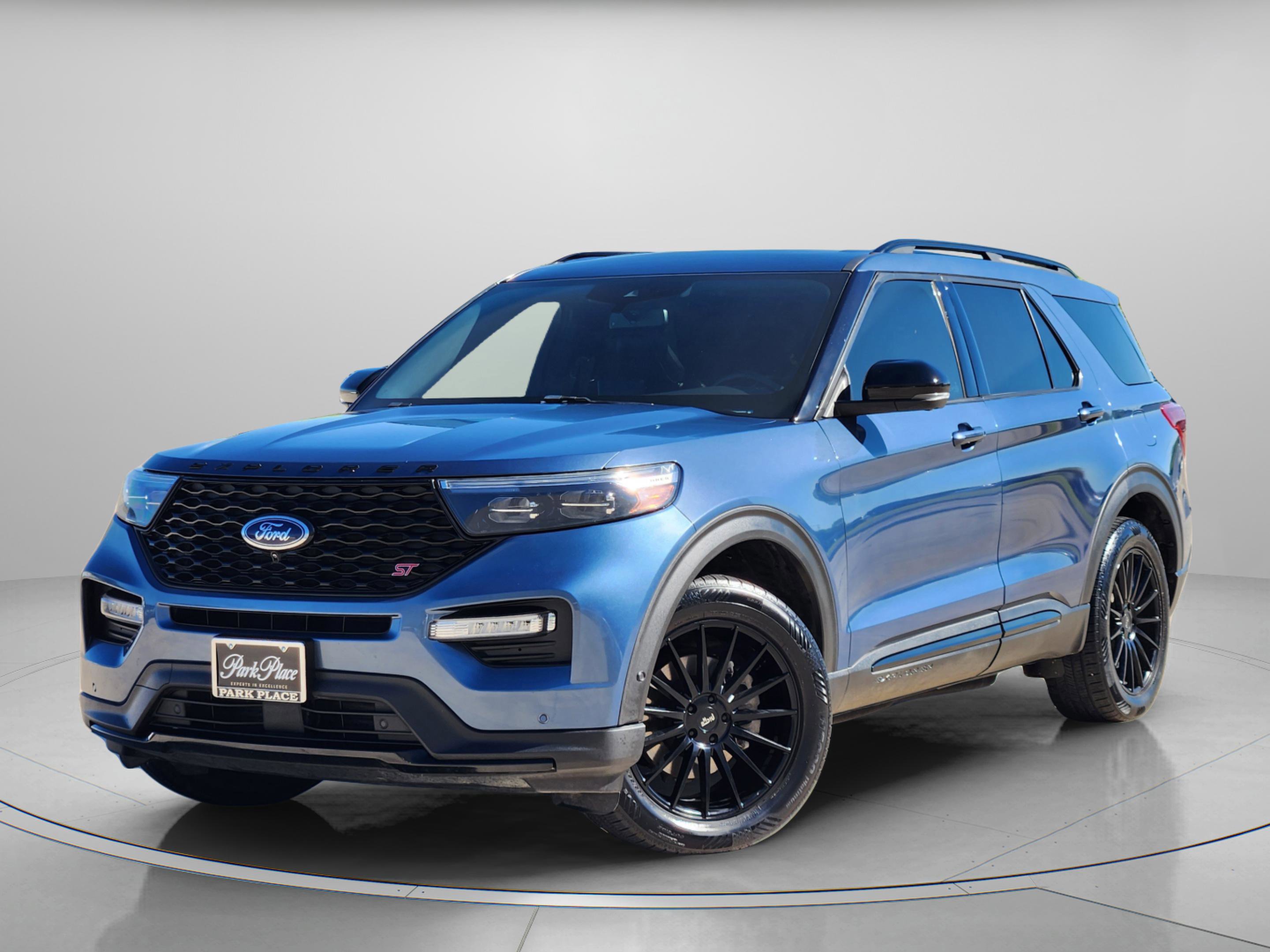 Used 2020 Ford Explorer ST w/ Premium Technology Package image 1