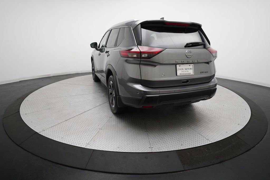 Used 2024 Nissan Rogue SV w/ SV Premium Package image 35
