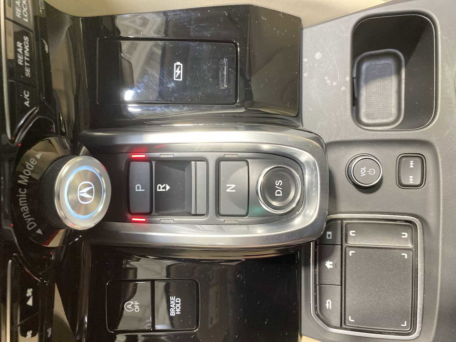 Certified 2023 Acura MDX SH-AWD w/ Technology Package image 17